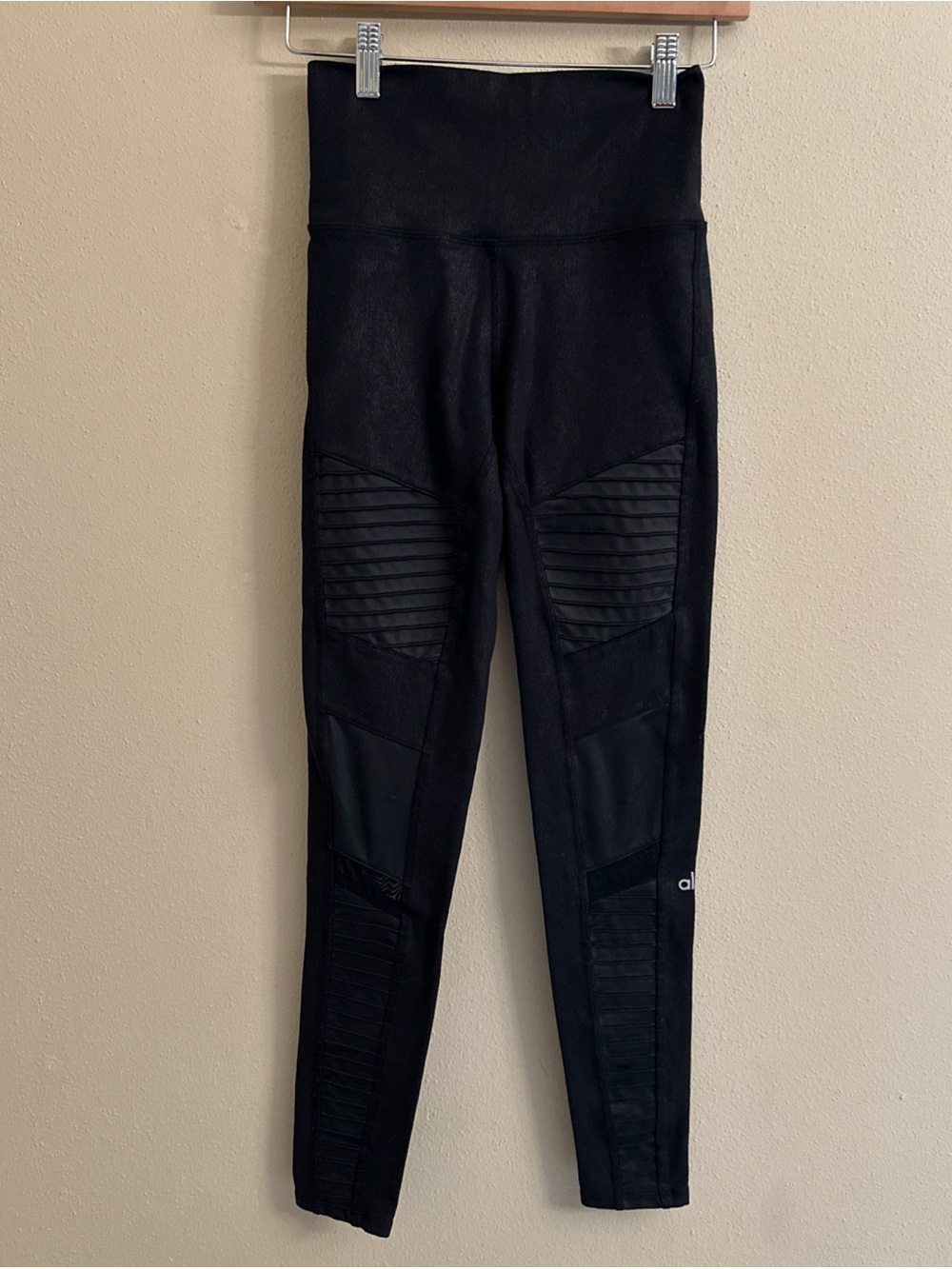 Alo Yoga High-Waist Moto Leggings Black Ribbed XS *FLAW READ*